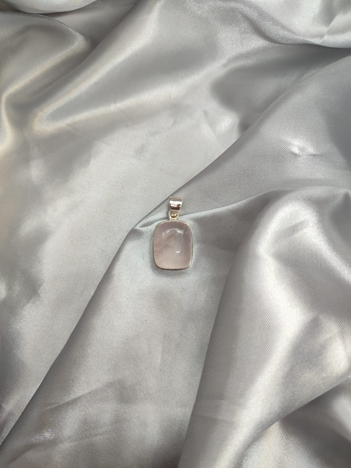 Rose Quartz Pendant 01