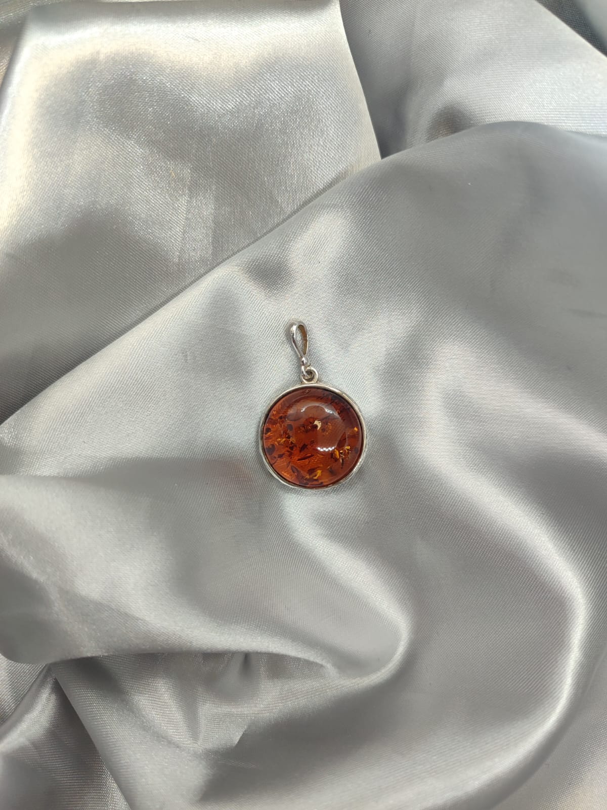Amber Pendant 15