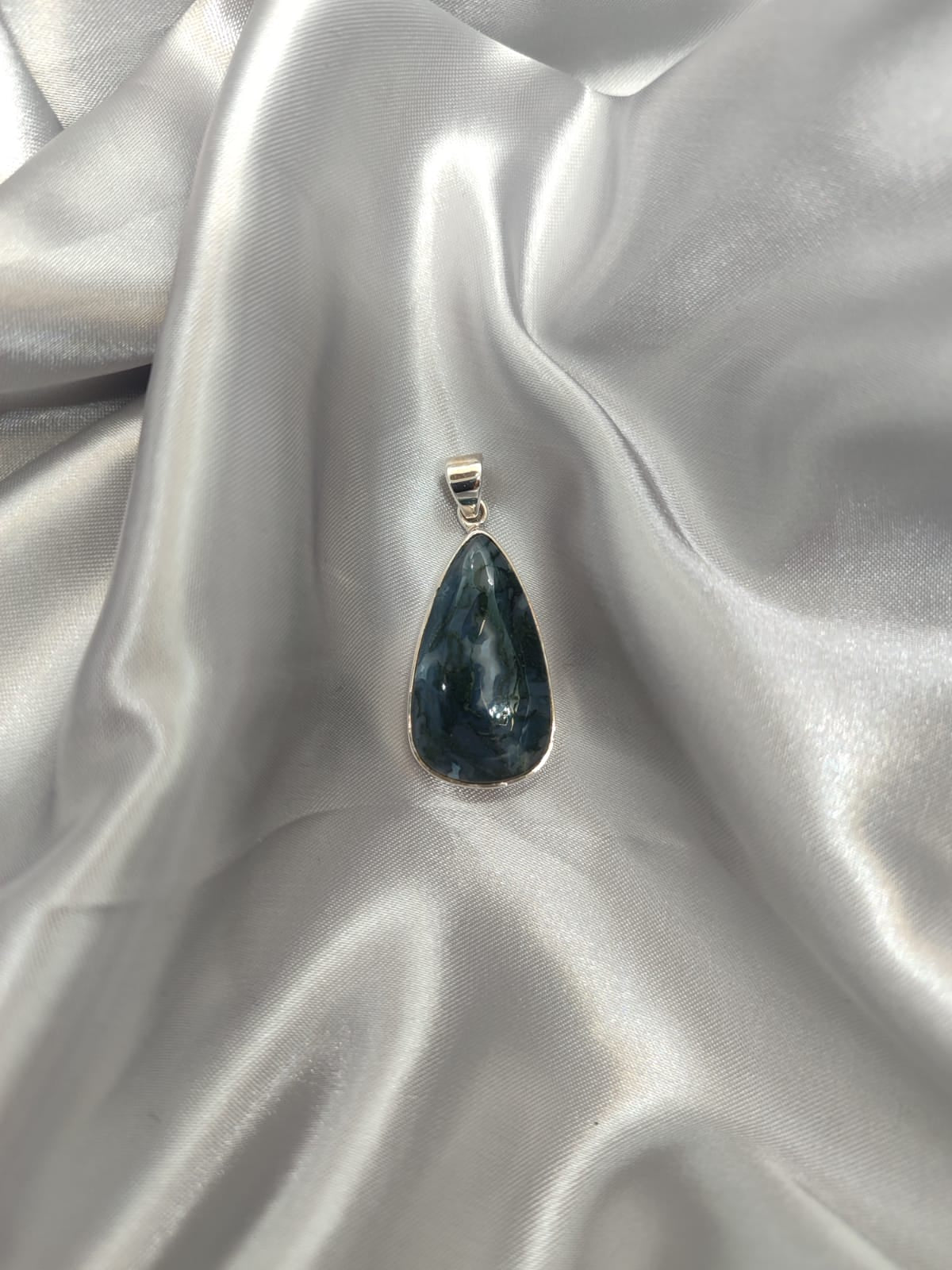 Green Moss Agate Pendant 08