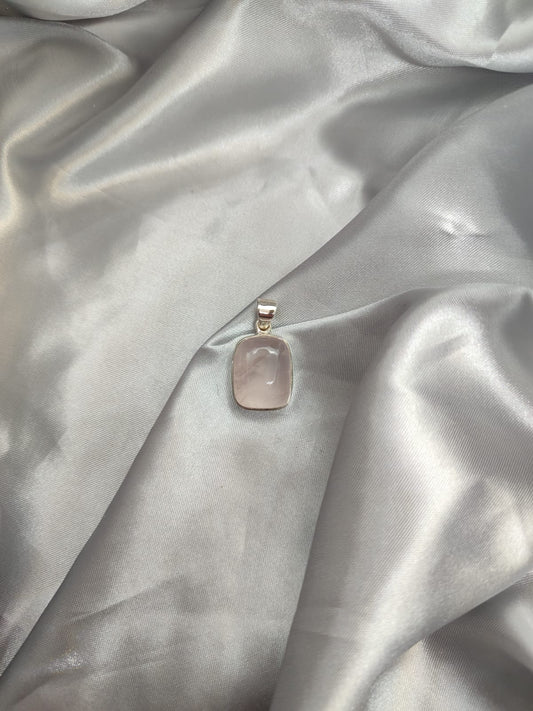 Rose Quartz Pendant 01