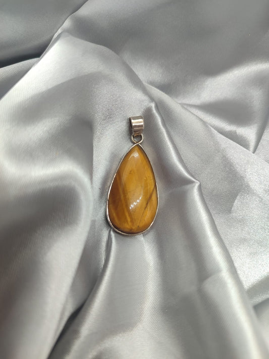 Tiger's Eye Pendant 01